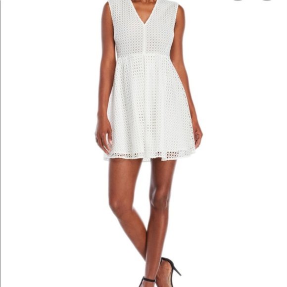 Sandro White Eyelet Lace Fit & Flare Dress - BRIDE TO BE - BRIDAL SHOWER - Picture 1 of 13